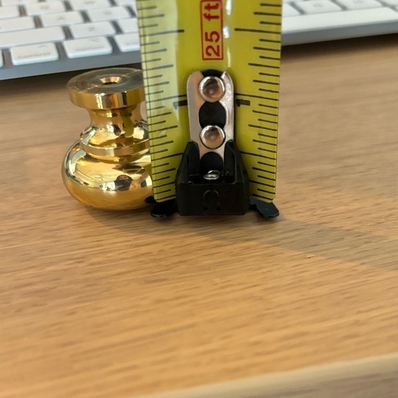 Set of 2 cabinet door knobs Solid brass. New - Picture 10 of 11